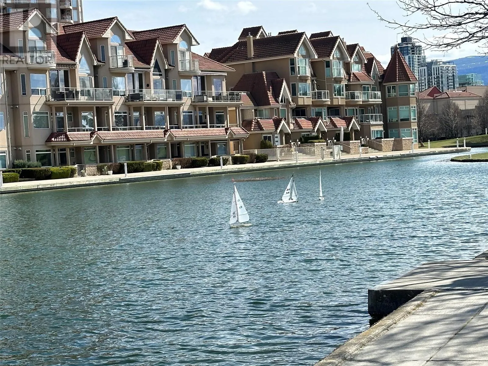 1088 Sunset Drive Unit# 106