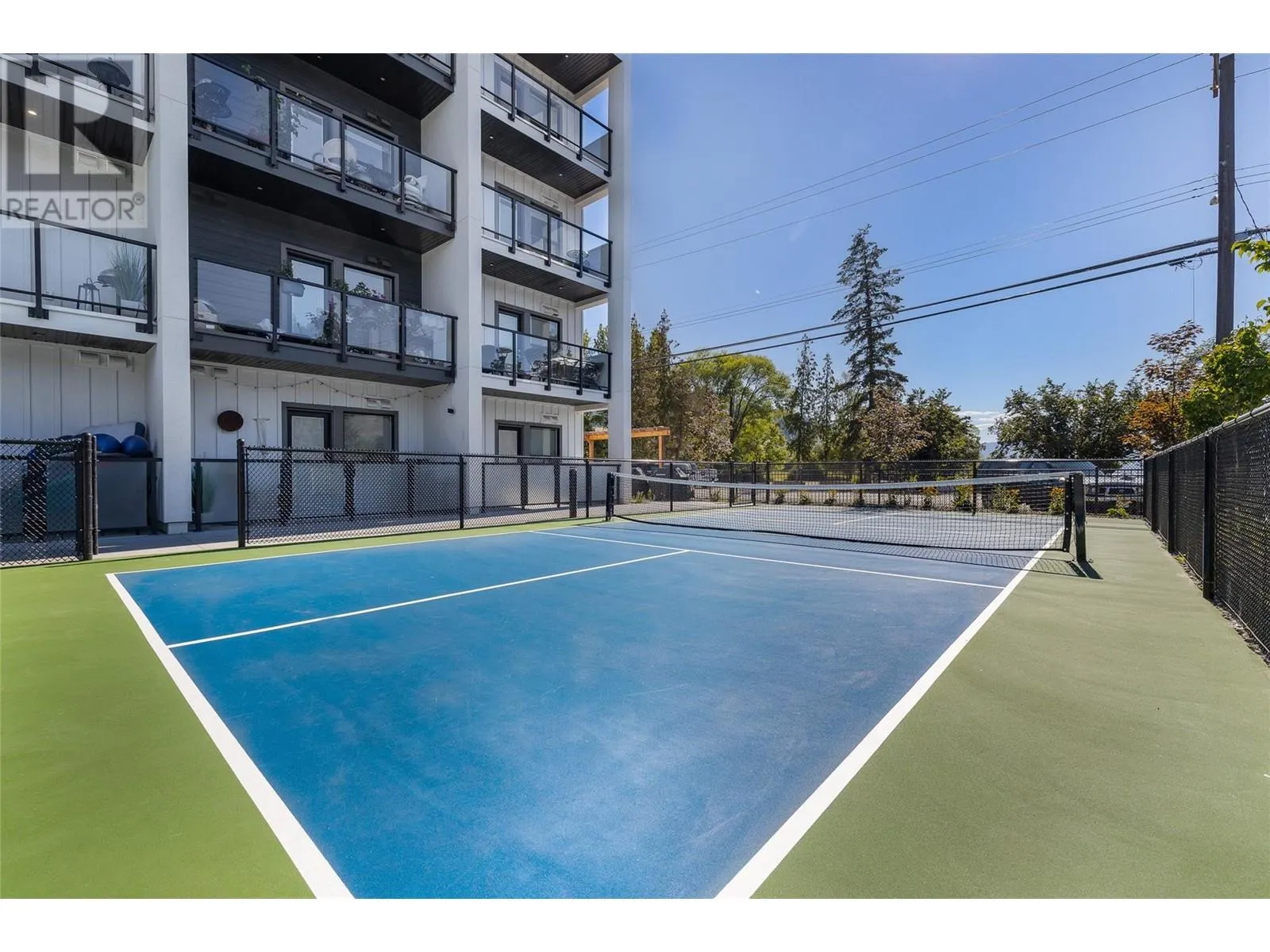 2555 Lakeshore Road Unit# 403