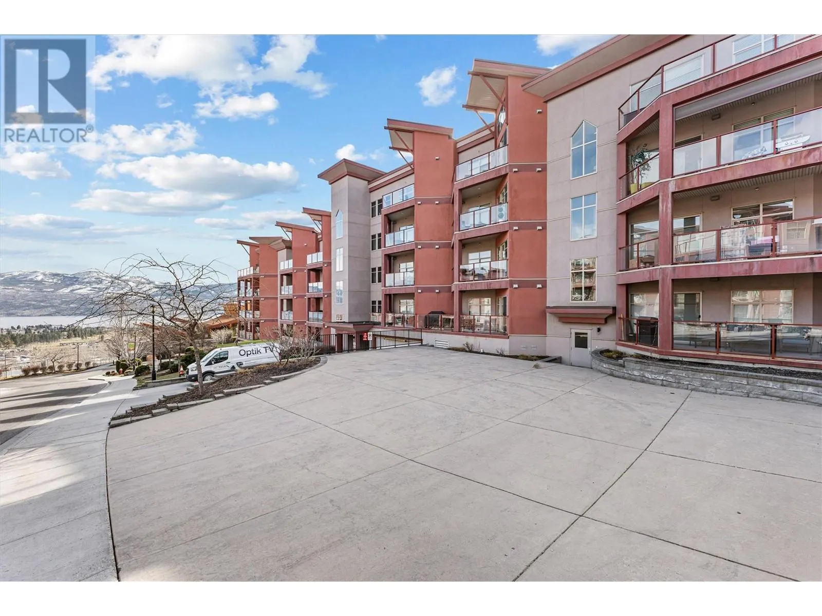 3220 Skyview Lane Unit# 407