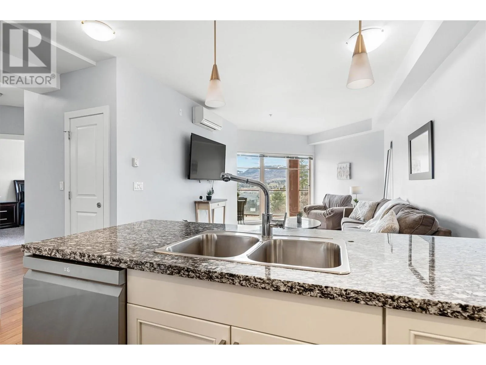 3220 Skyview Lane Unit# 407