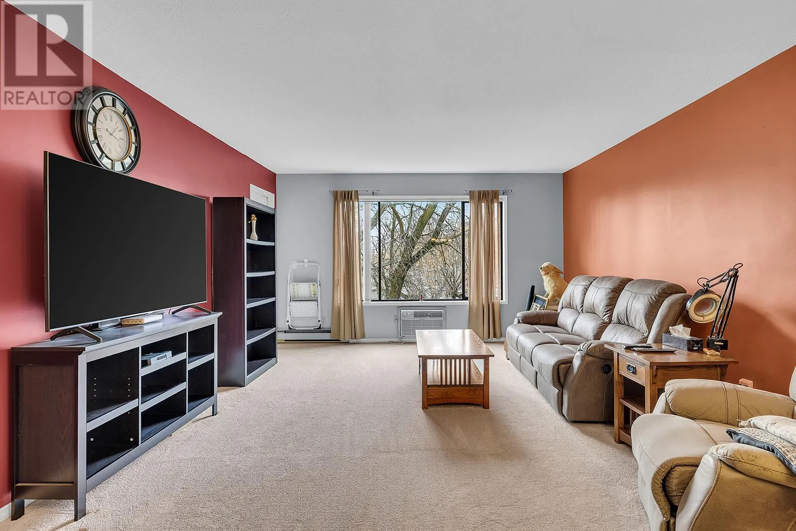 1903 Lindahl Street Unit# 205