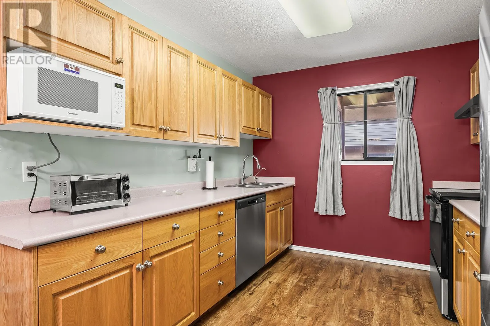 1903 Lindahl Street Unit# 205