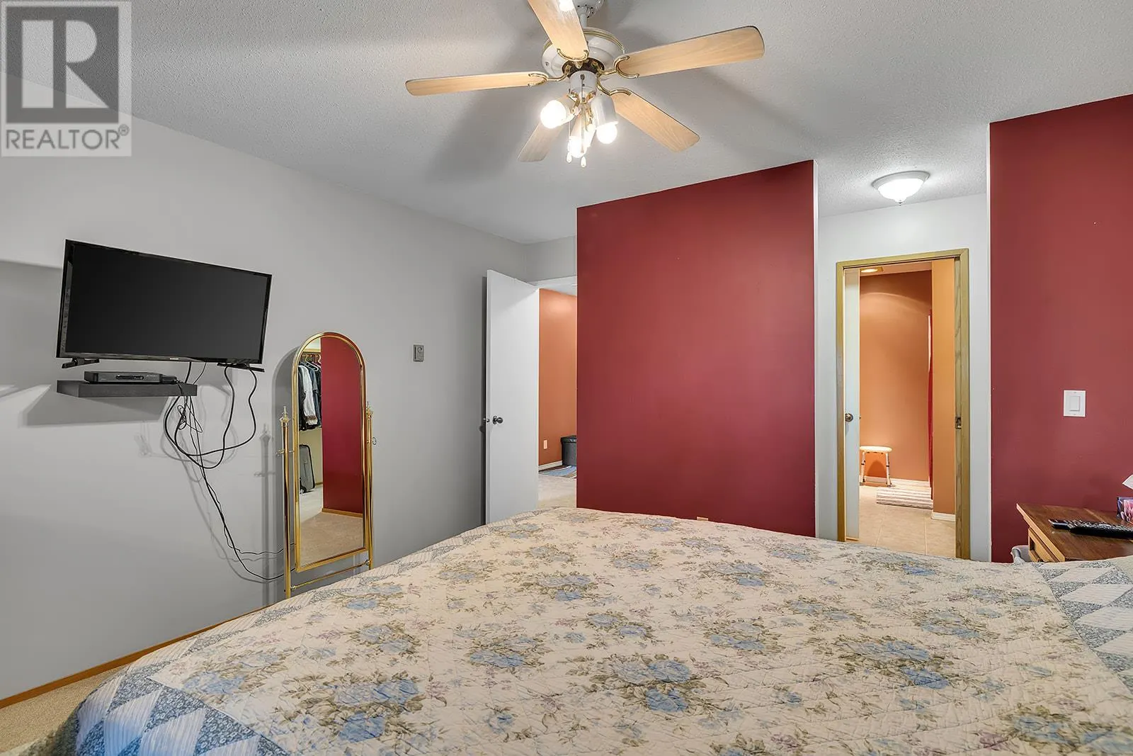 1903 Lindahl Street Unit# 205