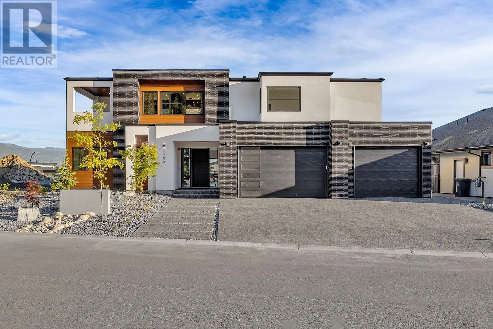 1523 Cabernet Way