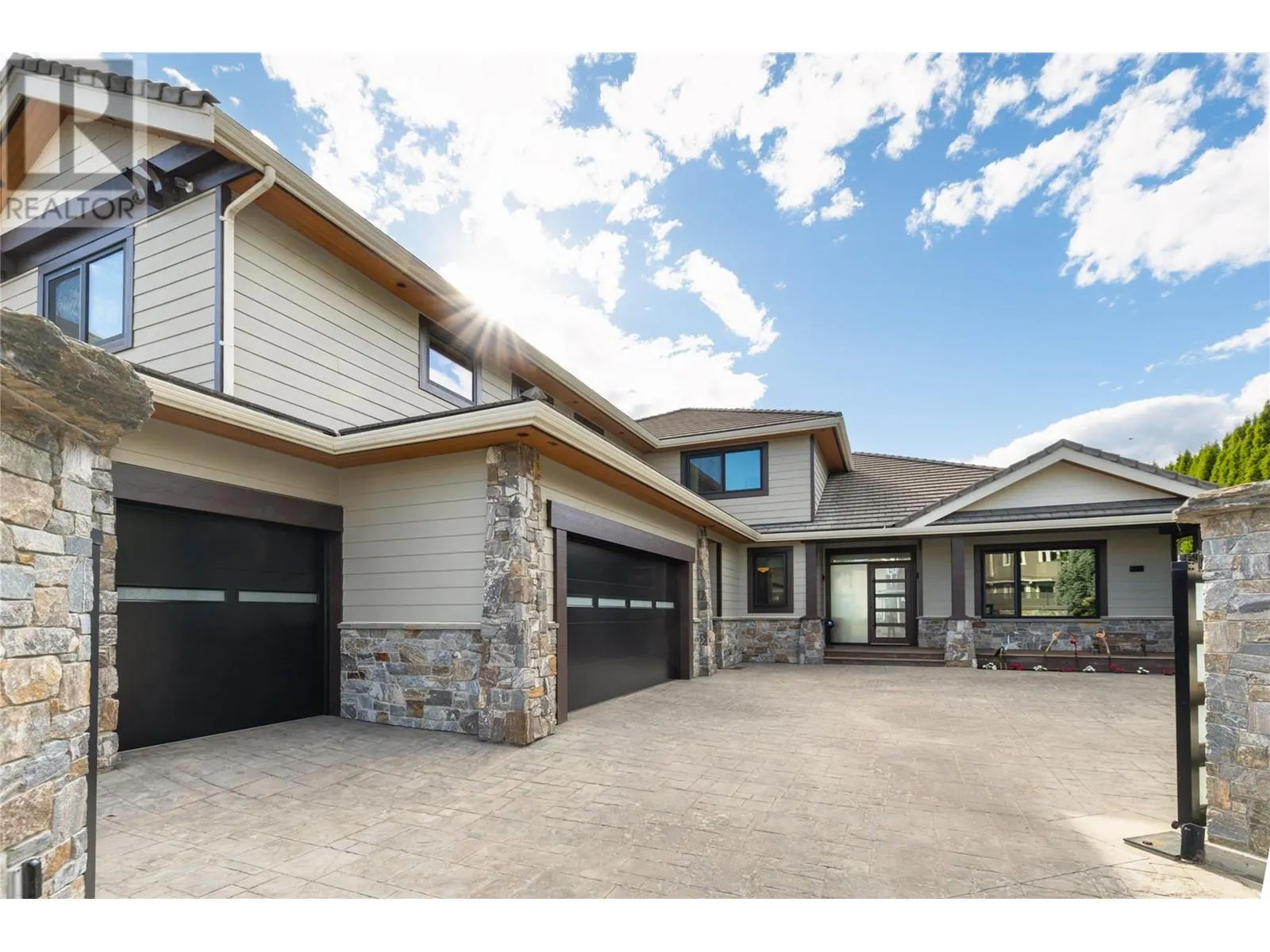 3908 Bluebird Road