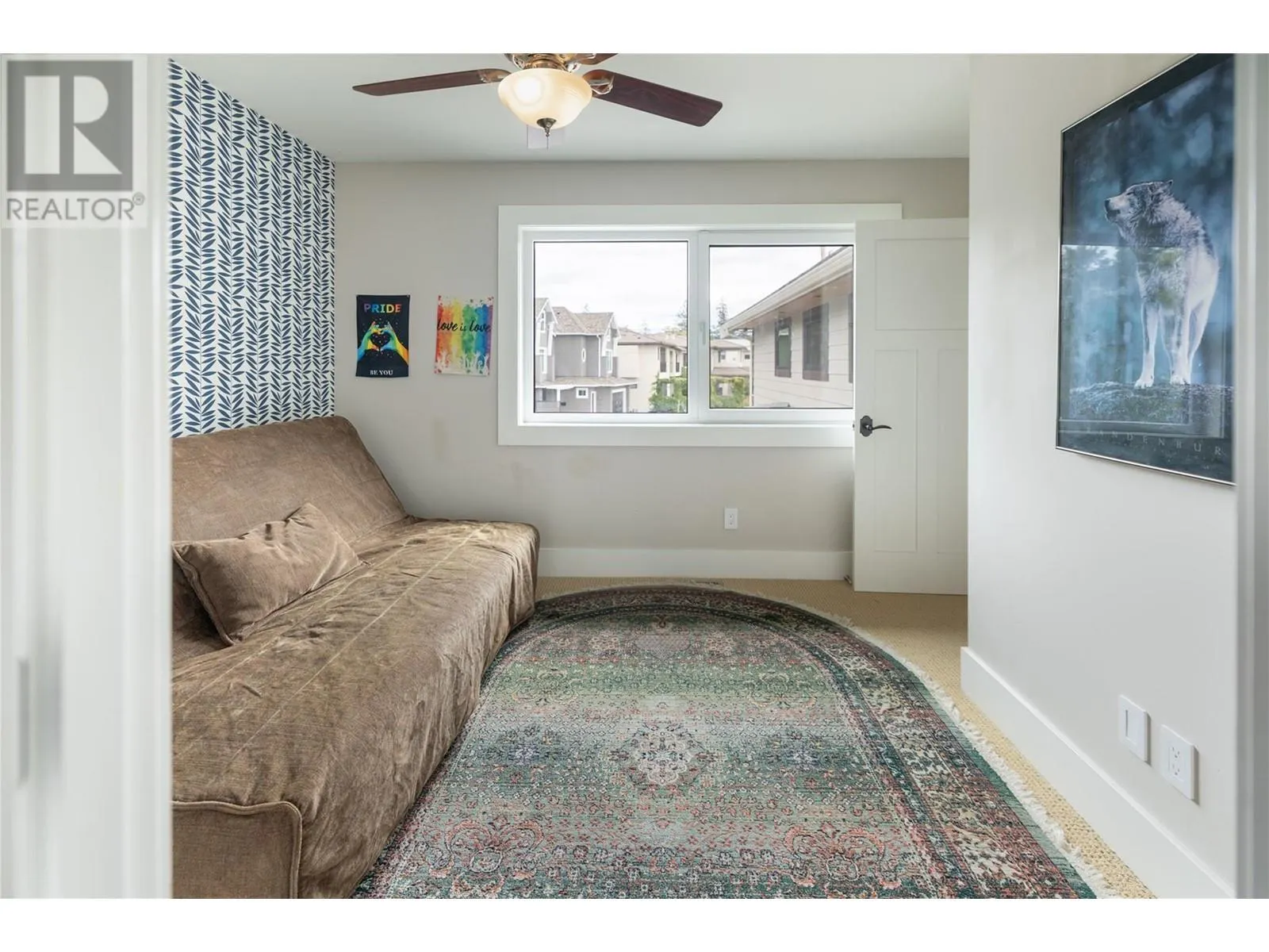 3908 Bluebird Road