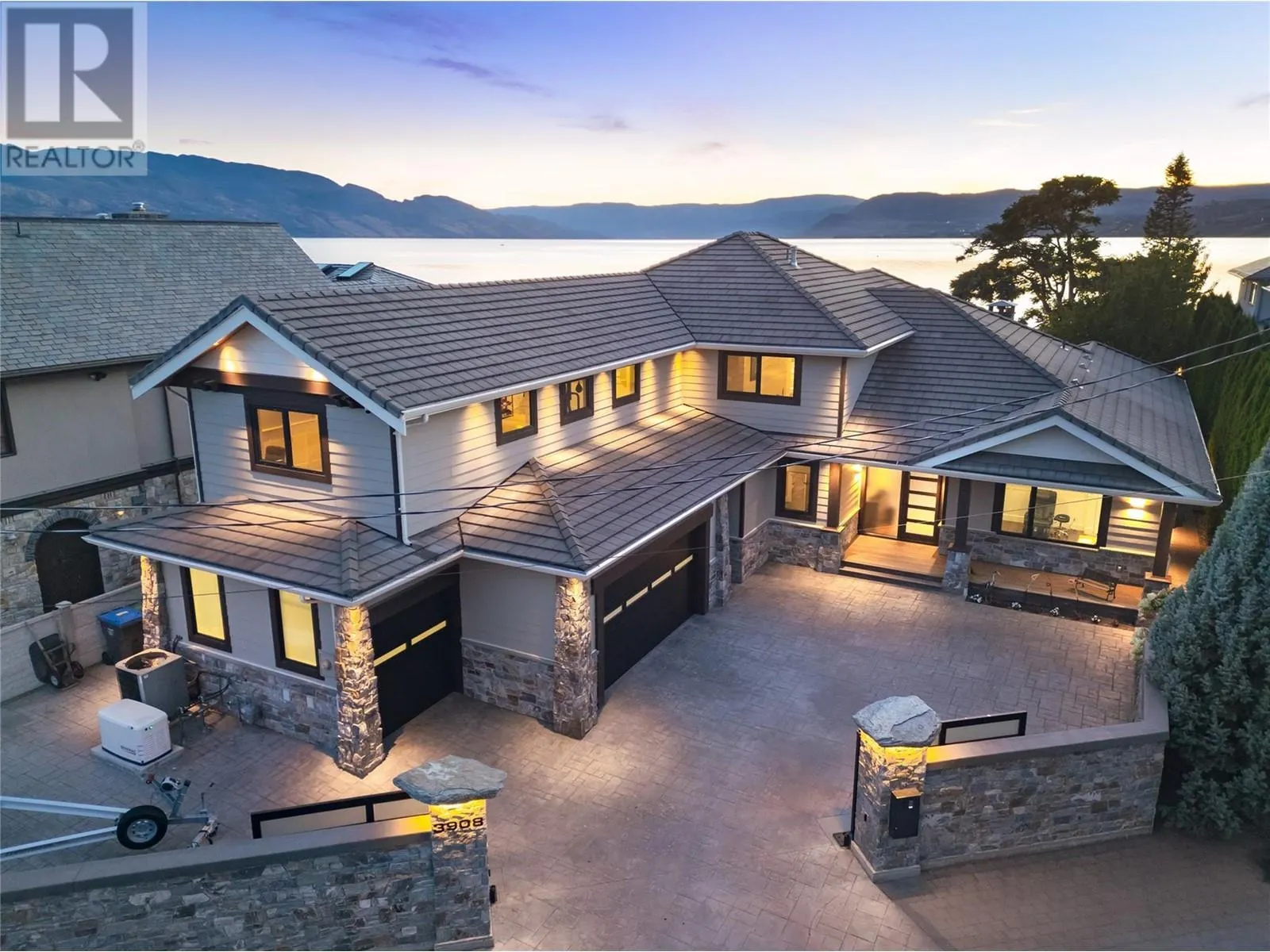3908 Bluebird Road