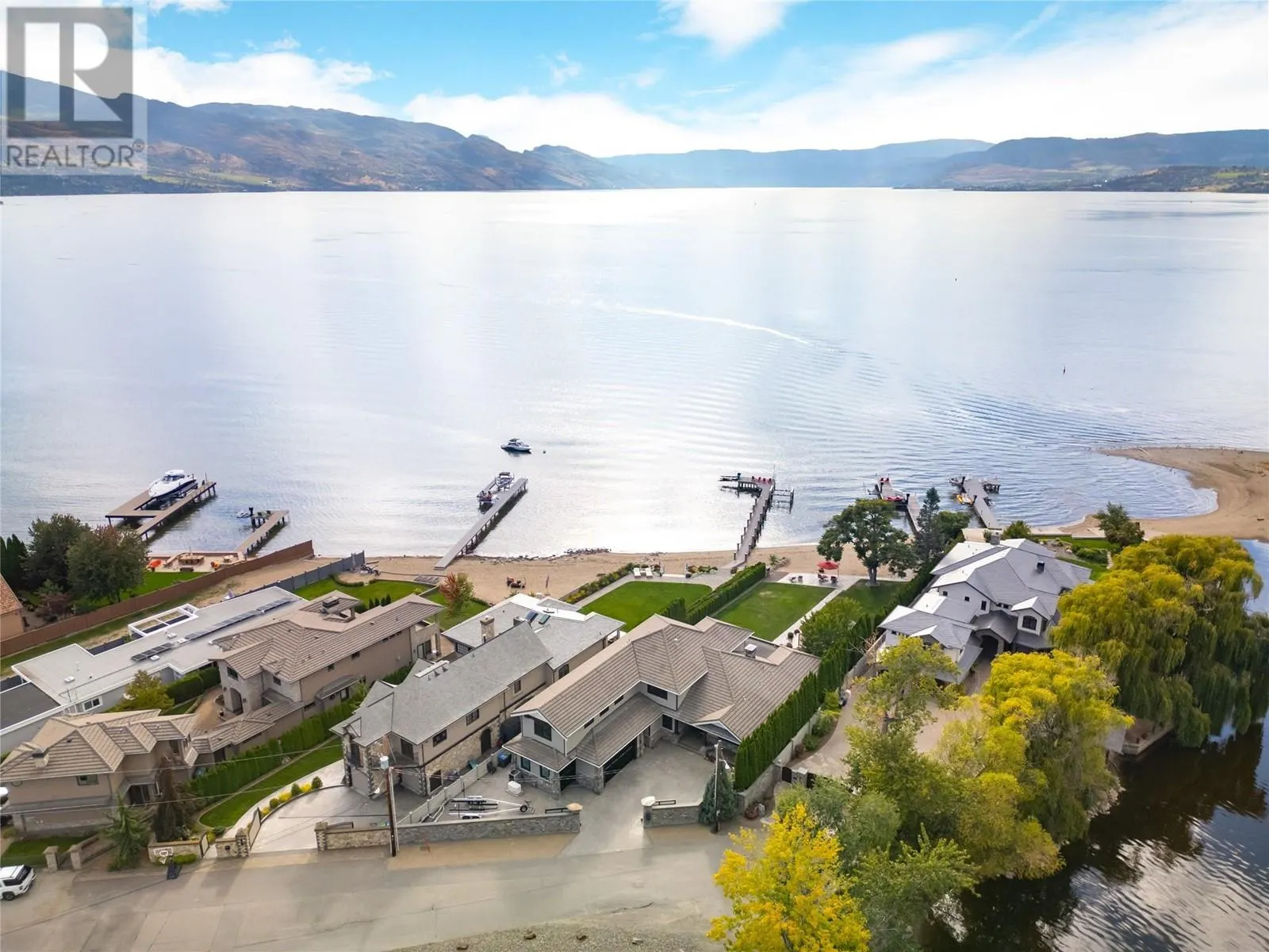 3908 Bluebird Road