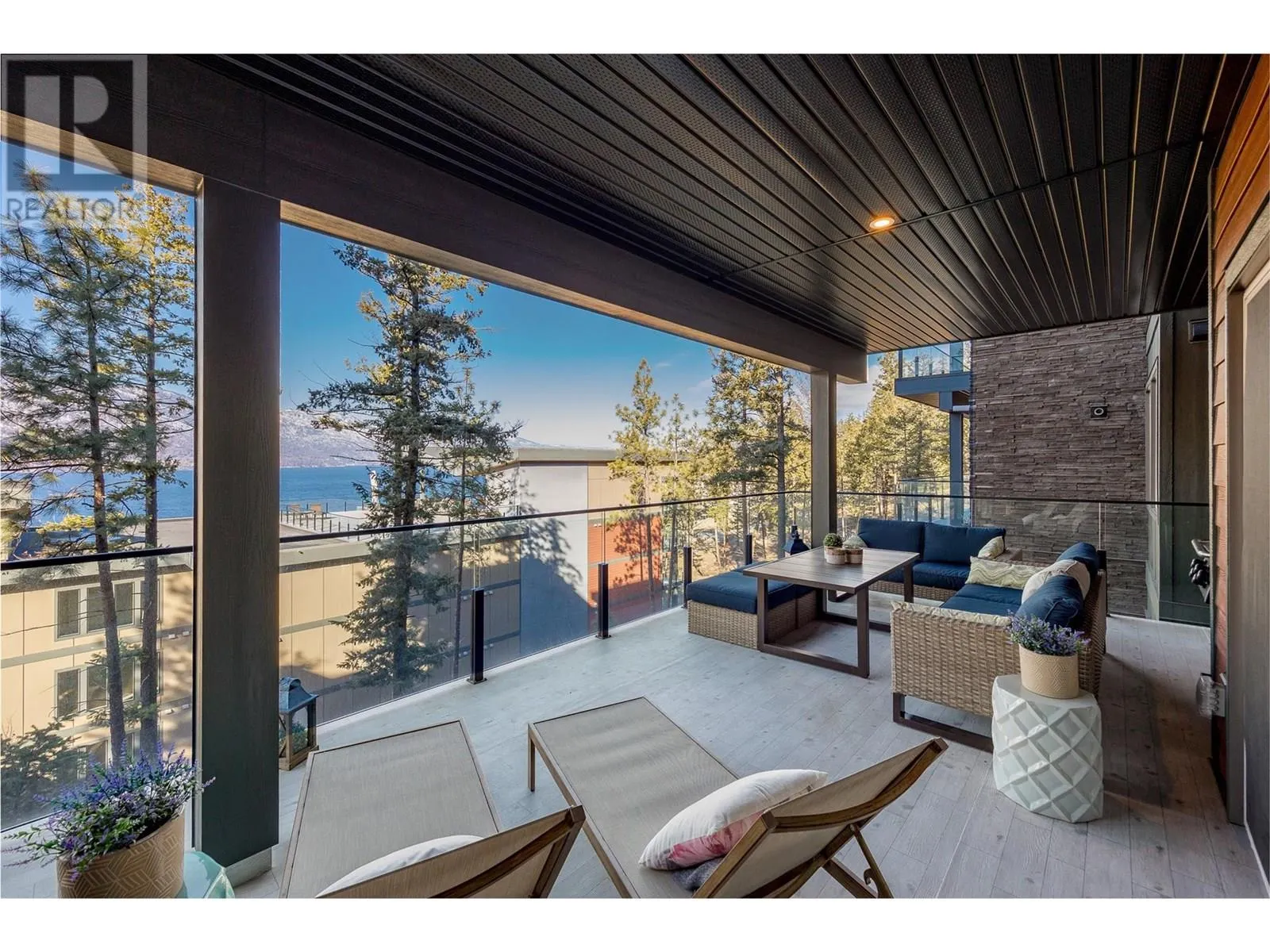3434 Mckinley Beach Drive Unit# 206