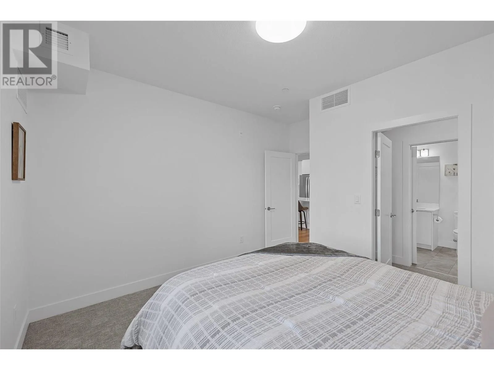 3434 Mckinley Beach Drive Unit# 206