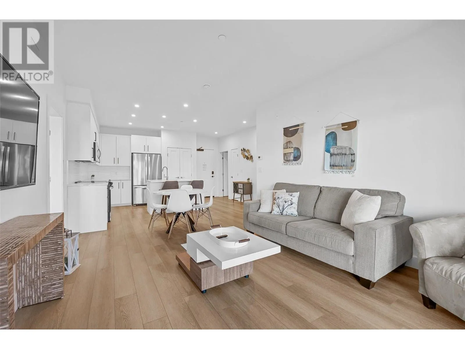 3434 Mckinley Beach Drive Unit# 206