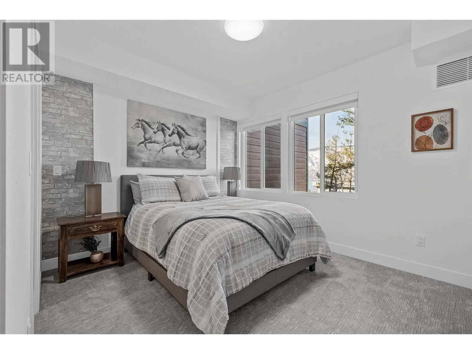 3434 Mckinley Beach Drive Unit# 206