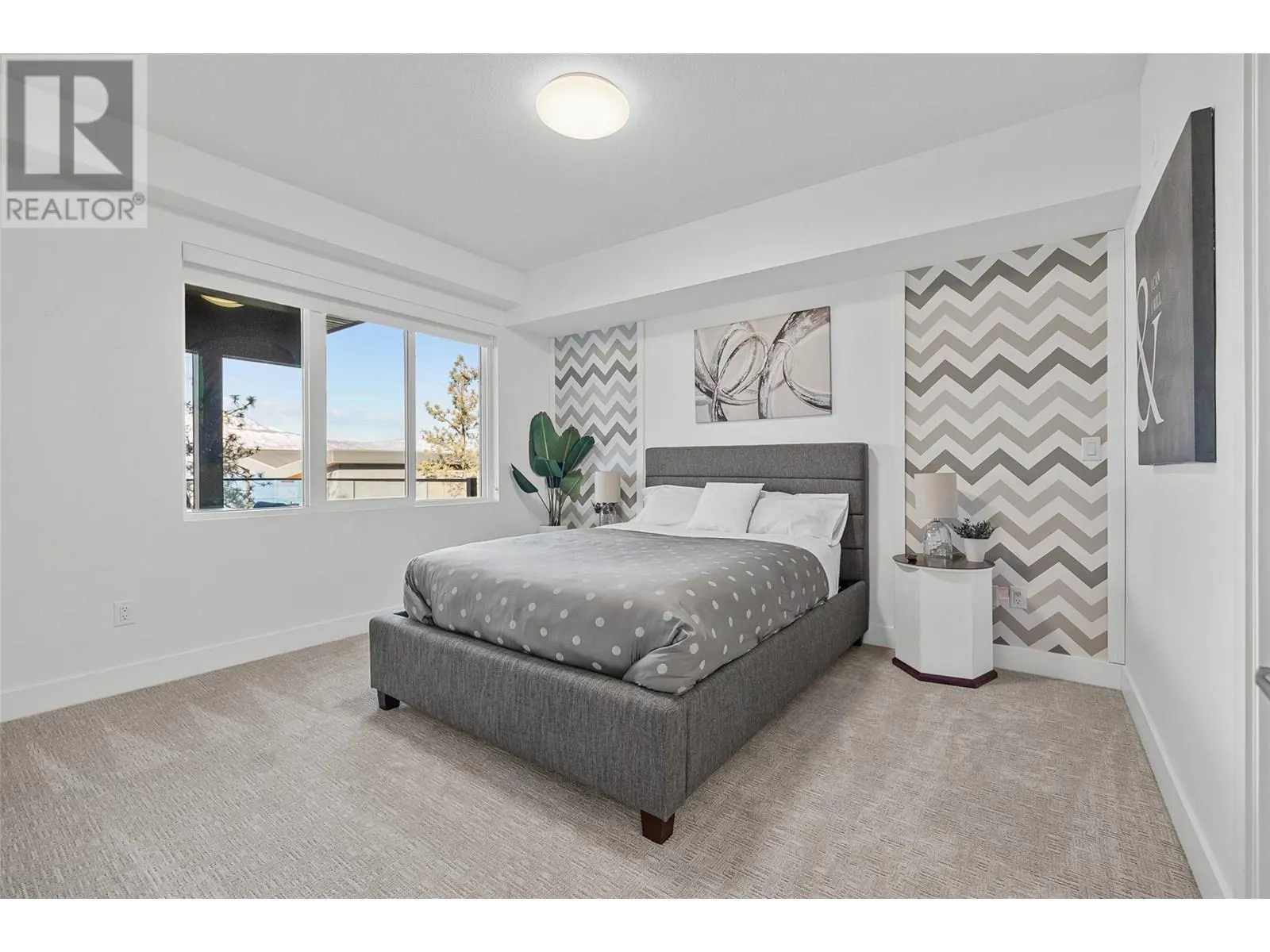 3434 Mckinley Beach Drive Unit# 206