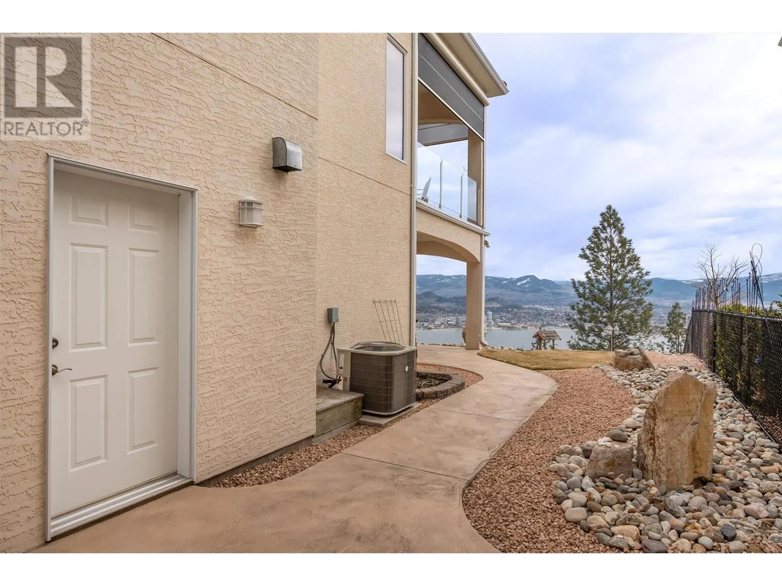 1429 West Kelowna Road Unit# 4