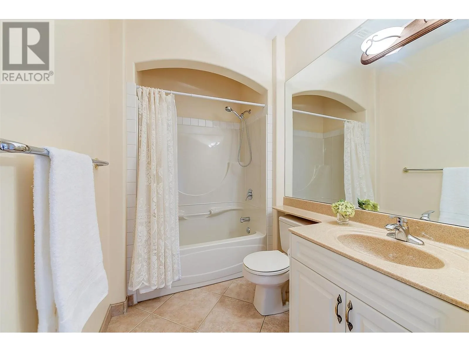 1429 West Kelowna Road Unit# 4