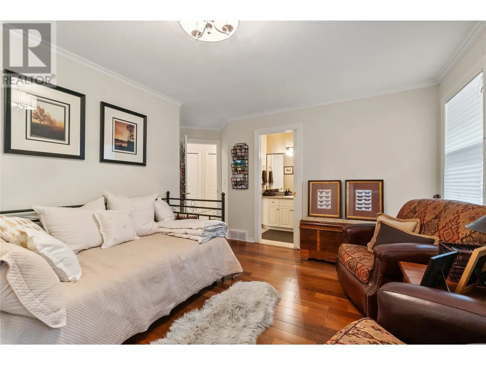 4222 Gallaghers Crescent