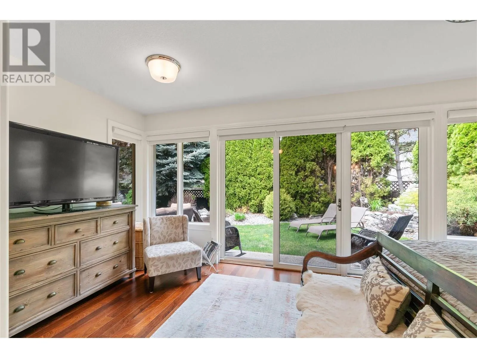 4222 Gallaghers Crescent