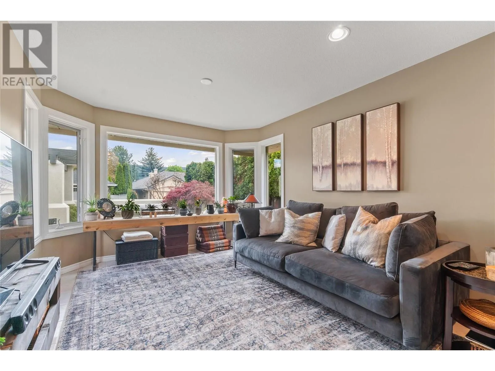 4222 Gallaghers Crescent
