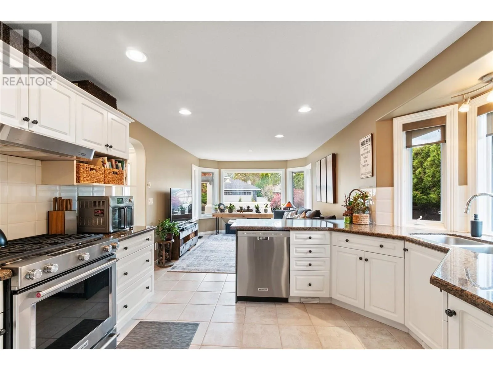 4222 Gallaghers Crescent