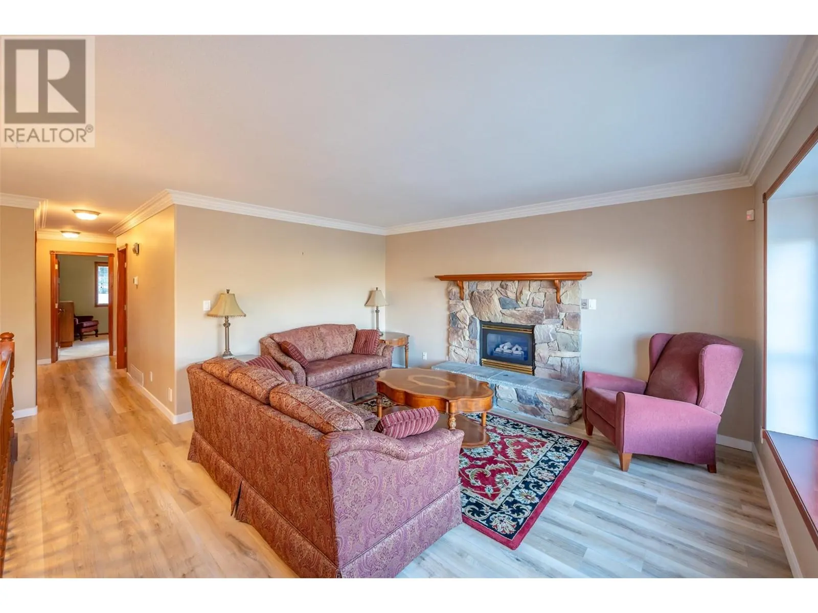 981 Peachcliff Drive