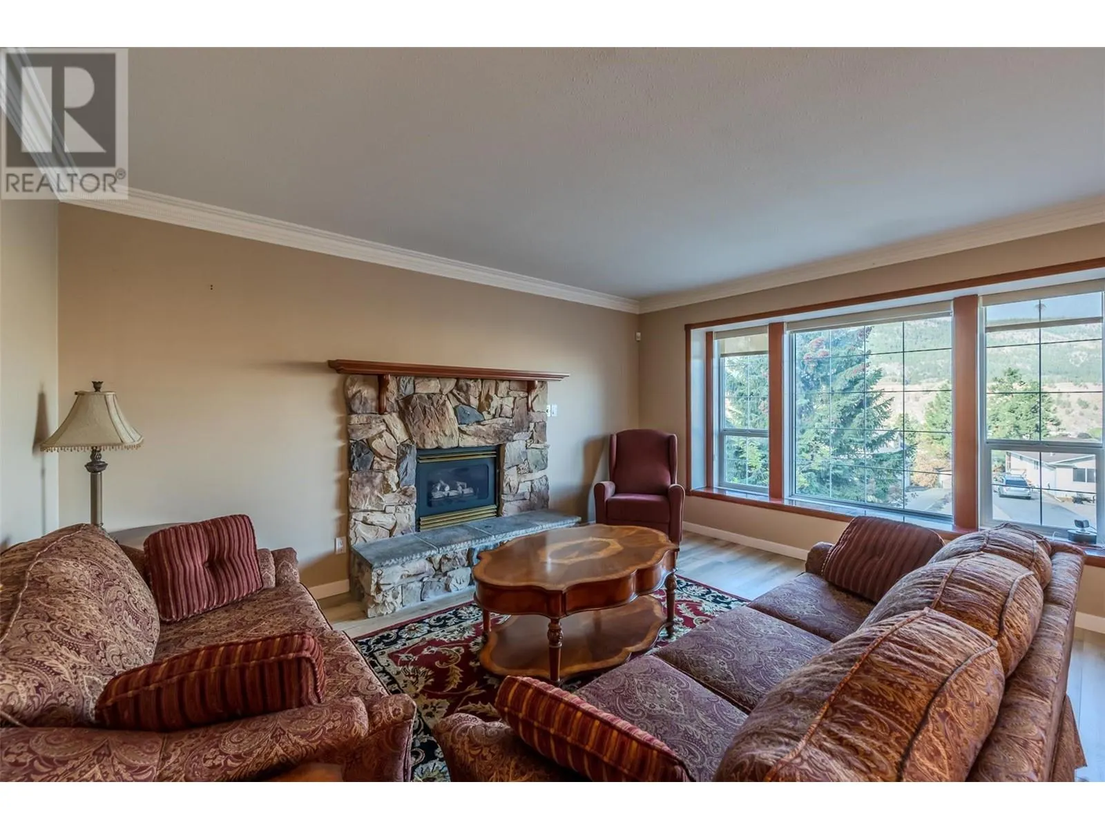 981 Peachcliff Drive