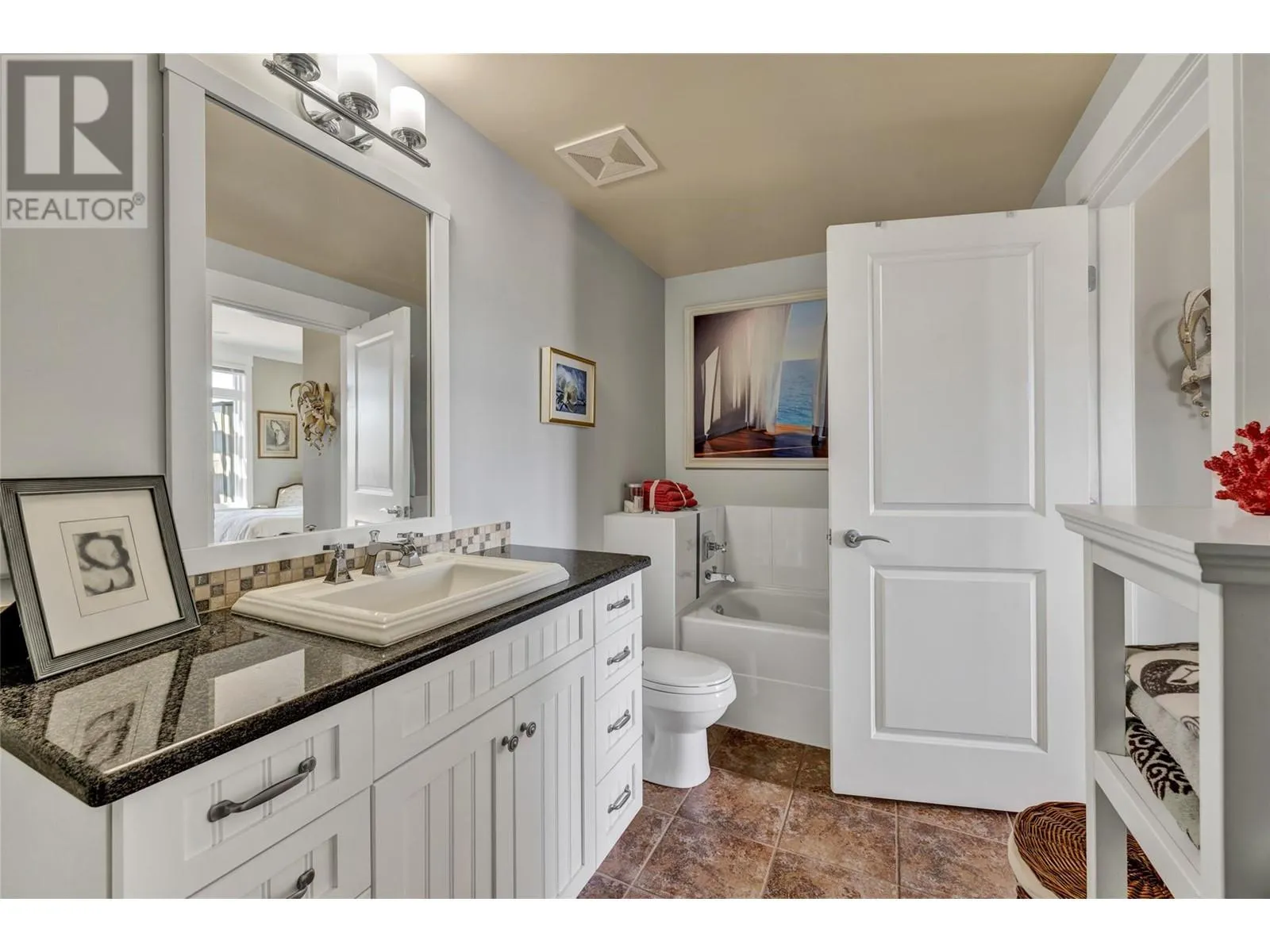 2901 Abbott Street Unit# 305