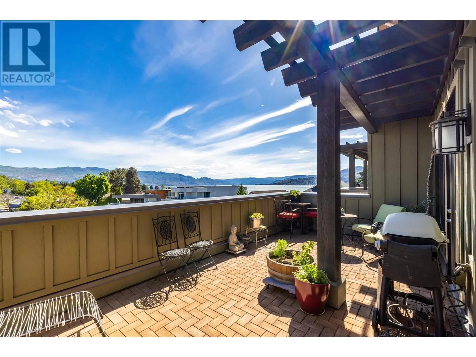2901 Abbott Street Unit# 305