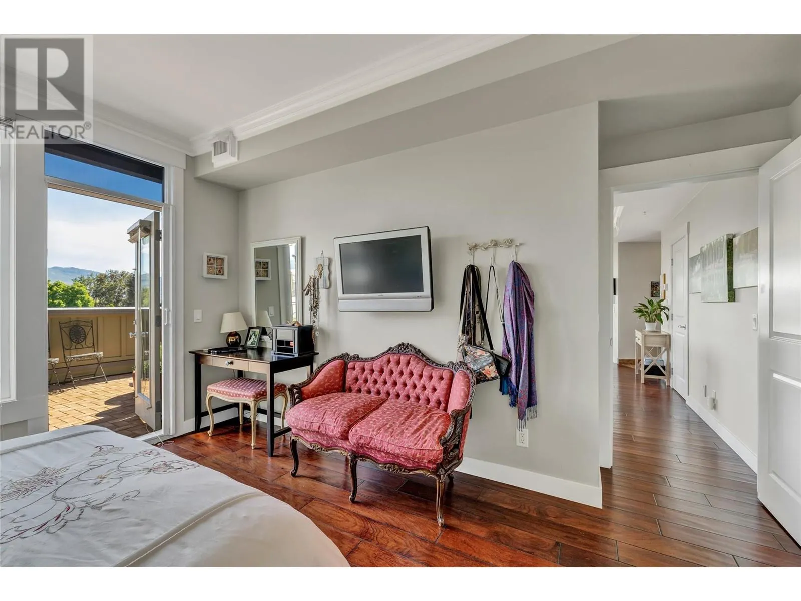 2901 Abbott Street Unit# 305