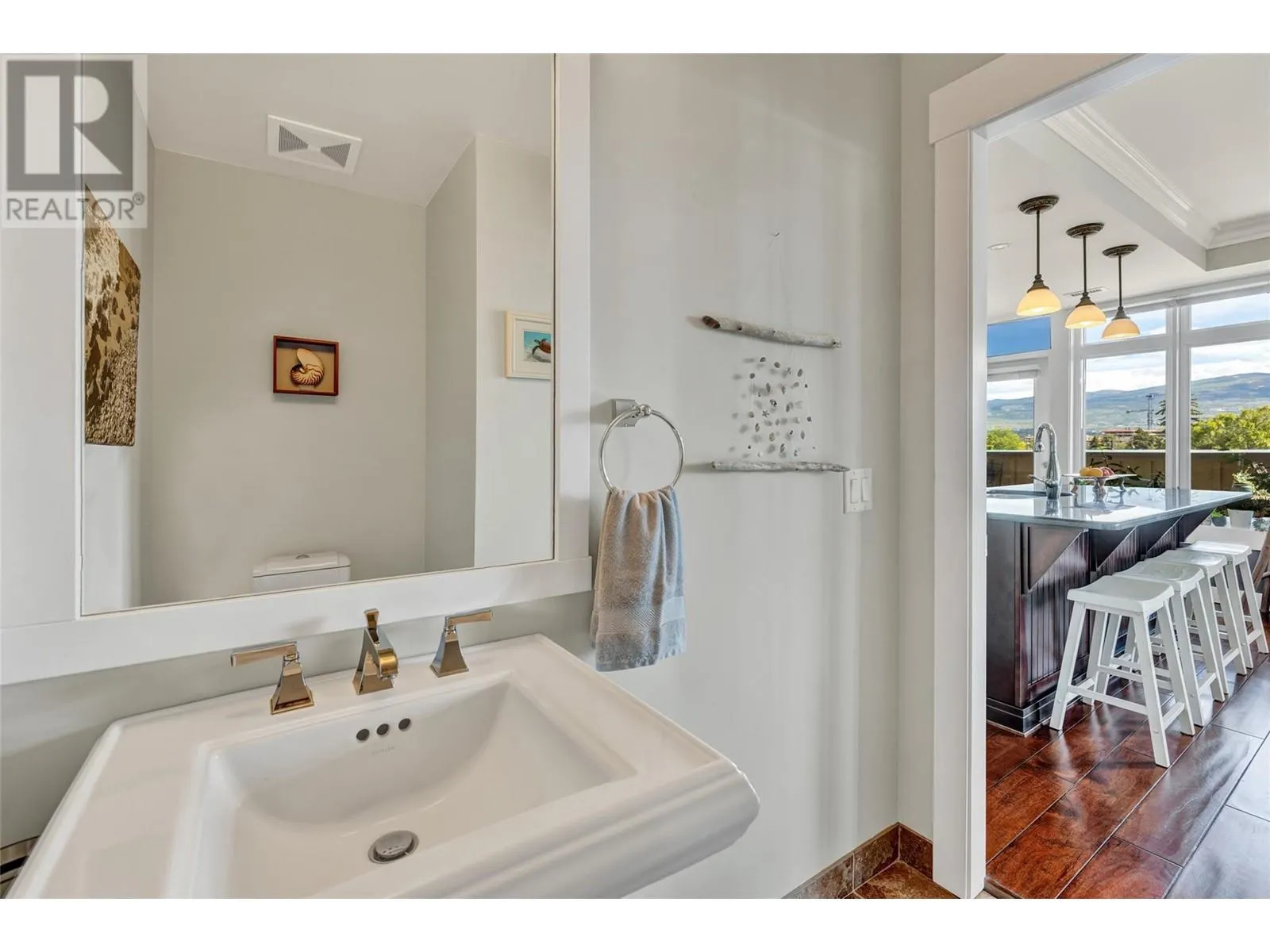 2901 Abbott Street Unit# 305