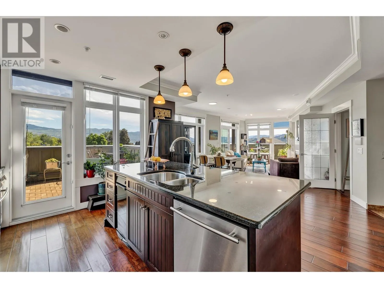 2901 Abbott Street Unit# 305