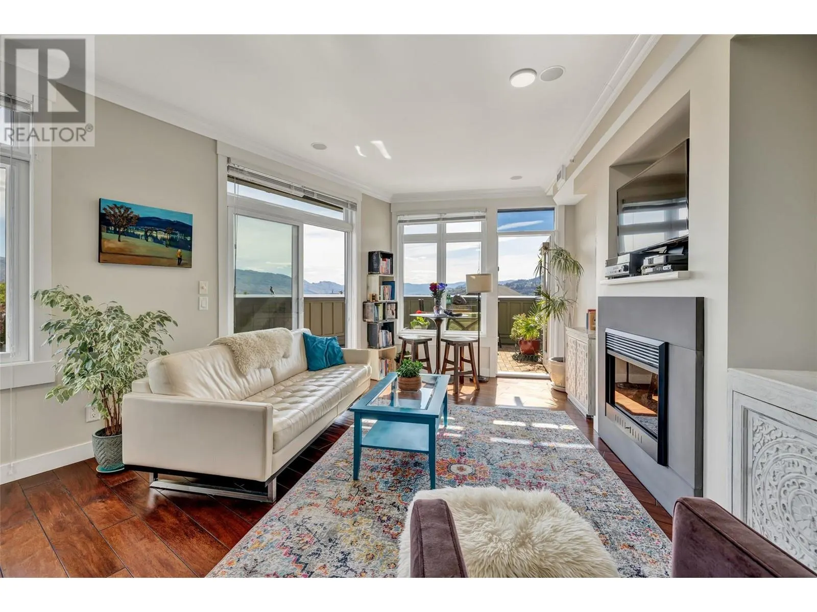 2901 Abbott Street Unit# 305