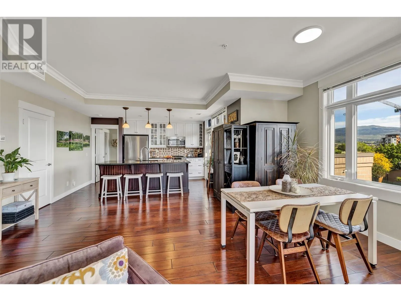 2901 Abbott Street Unit# 305