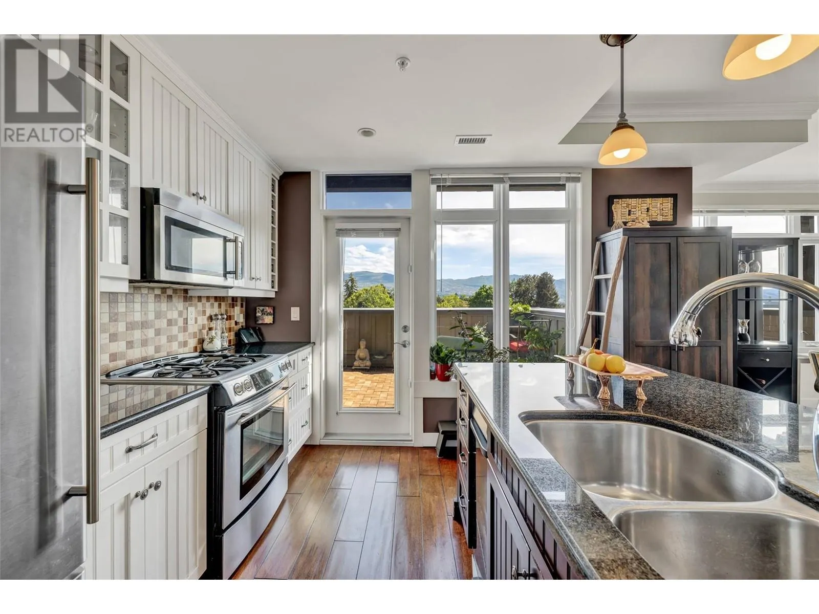 2901 Abbott Street Unit# 305