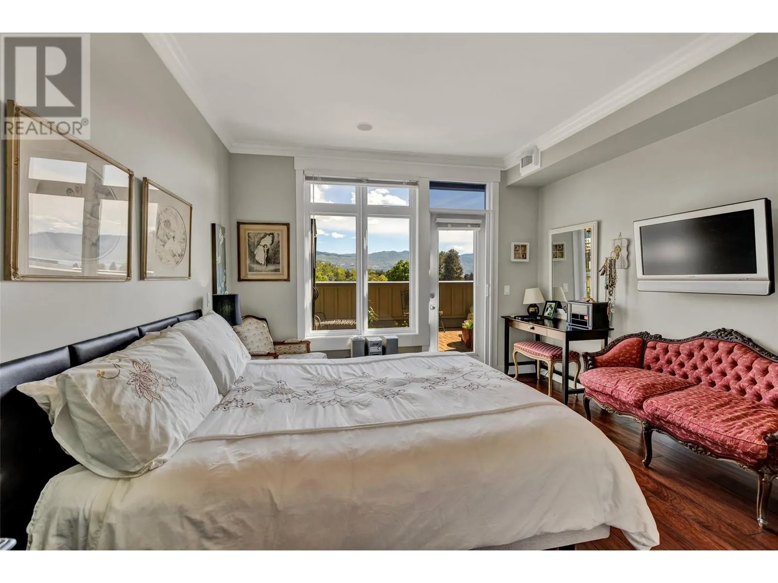 2901 Abbott Street Unit# 305