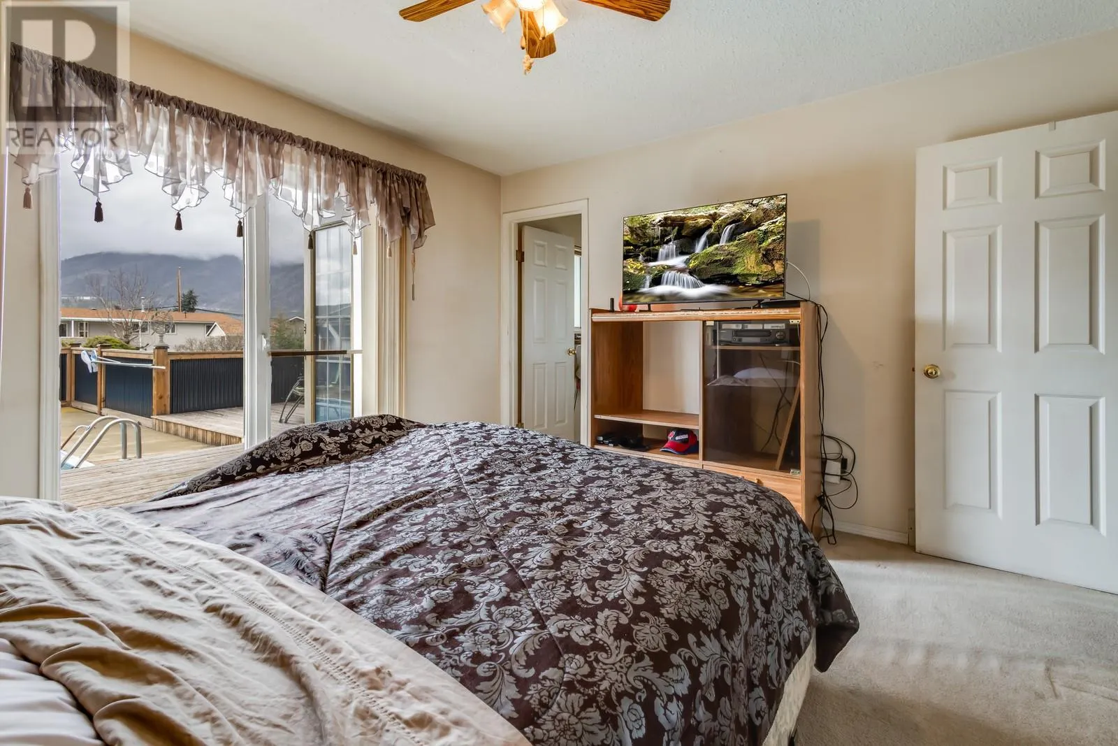 1376 Brentwood Court