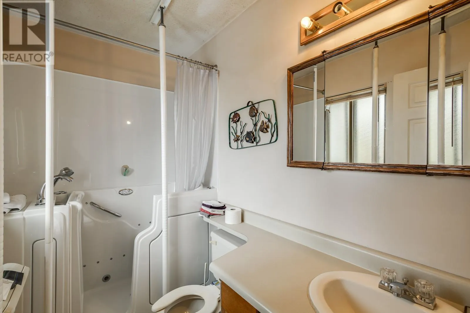 1376 Brentwood Court