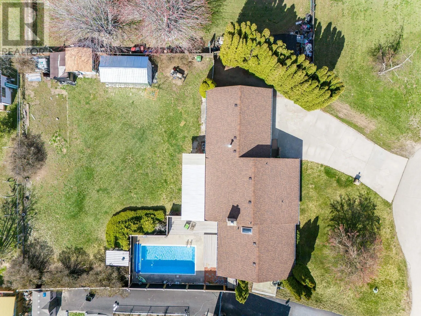 1376 Brentwood Court