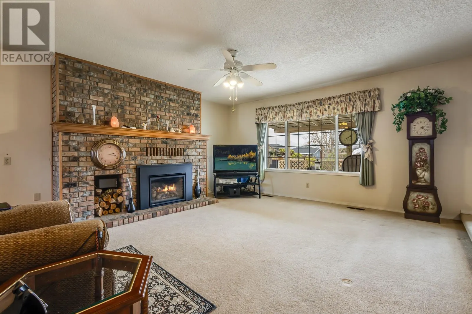 1376 Brentwood Court