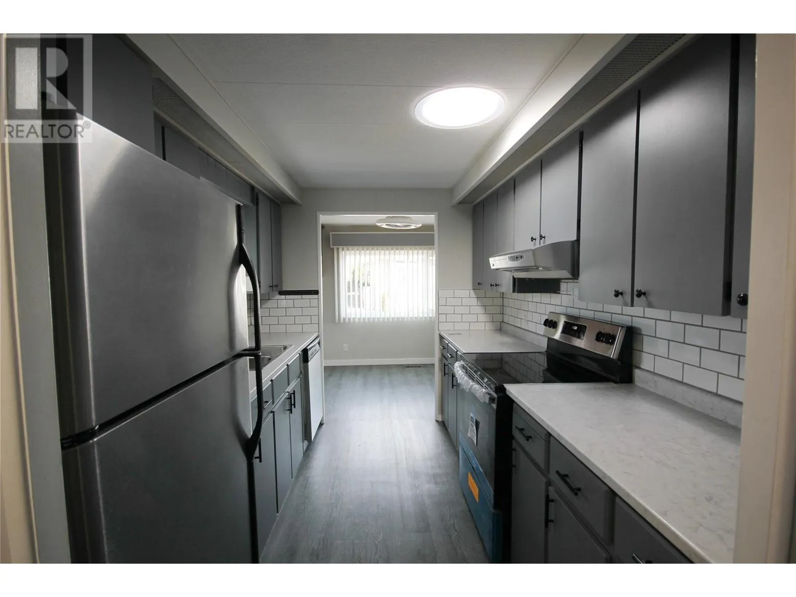 321 YORKTON Avenue Unit# 7