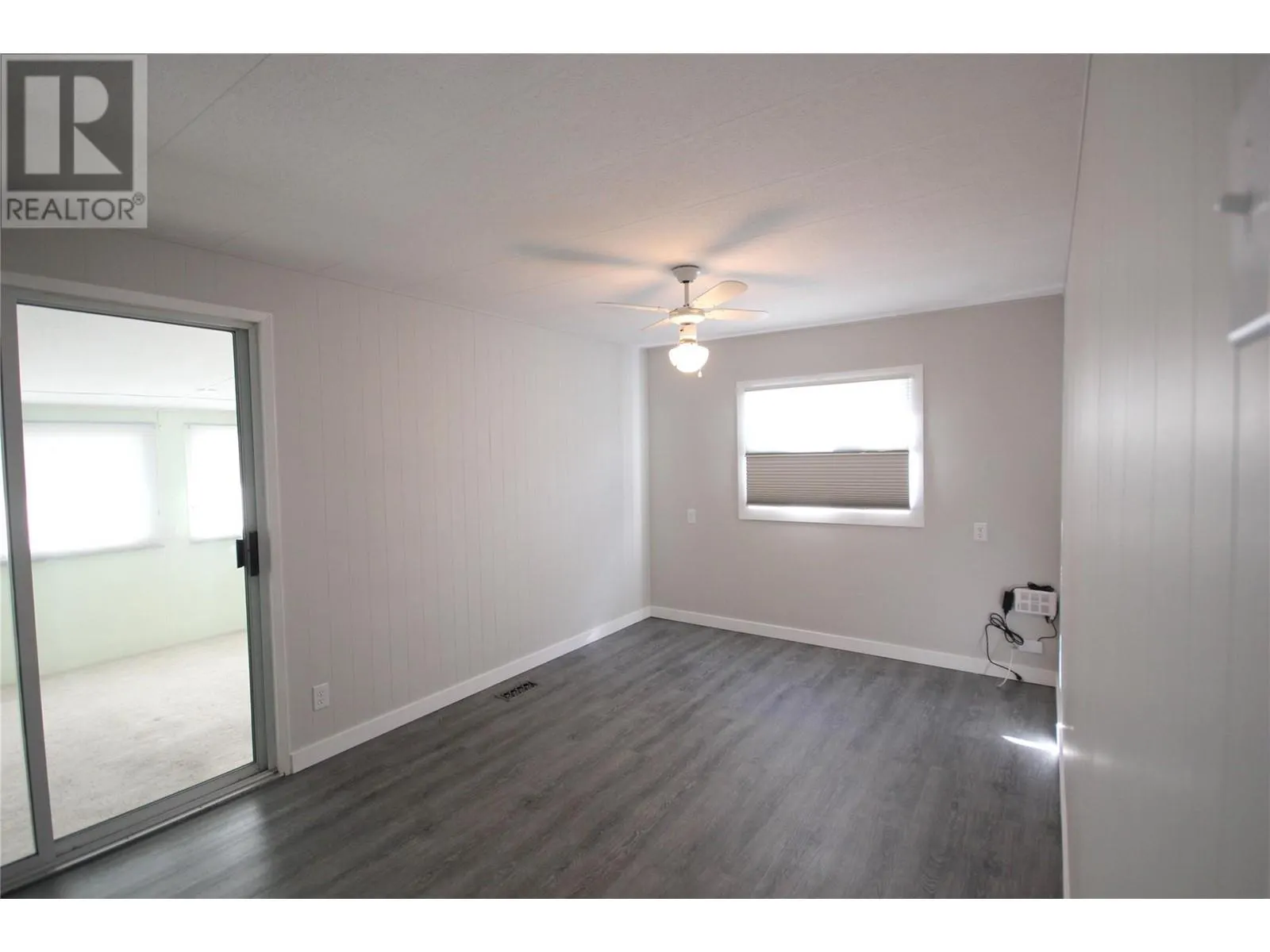 321 YORKTON Avenue Unit# 7