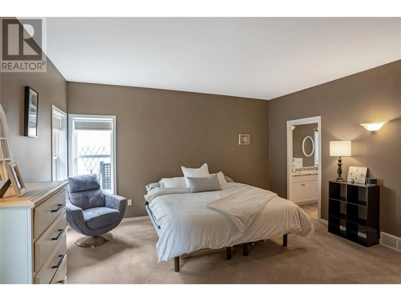 1083 Chilcotin Crescent