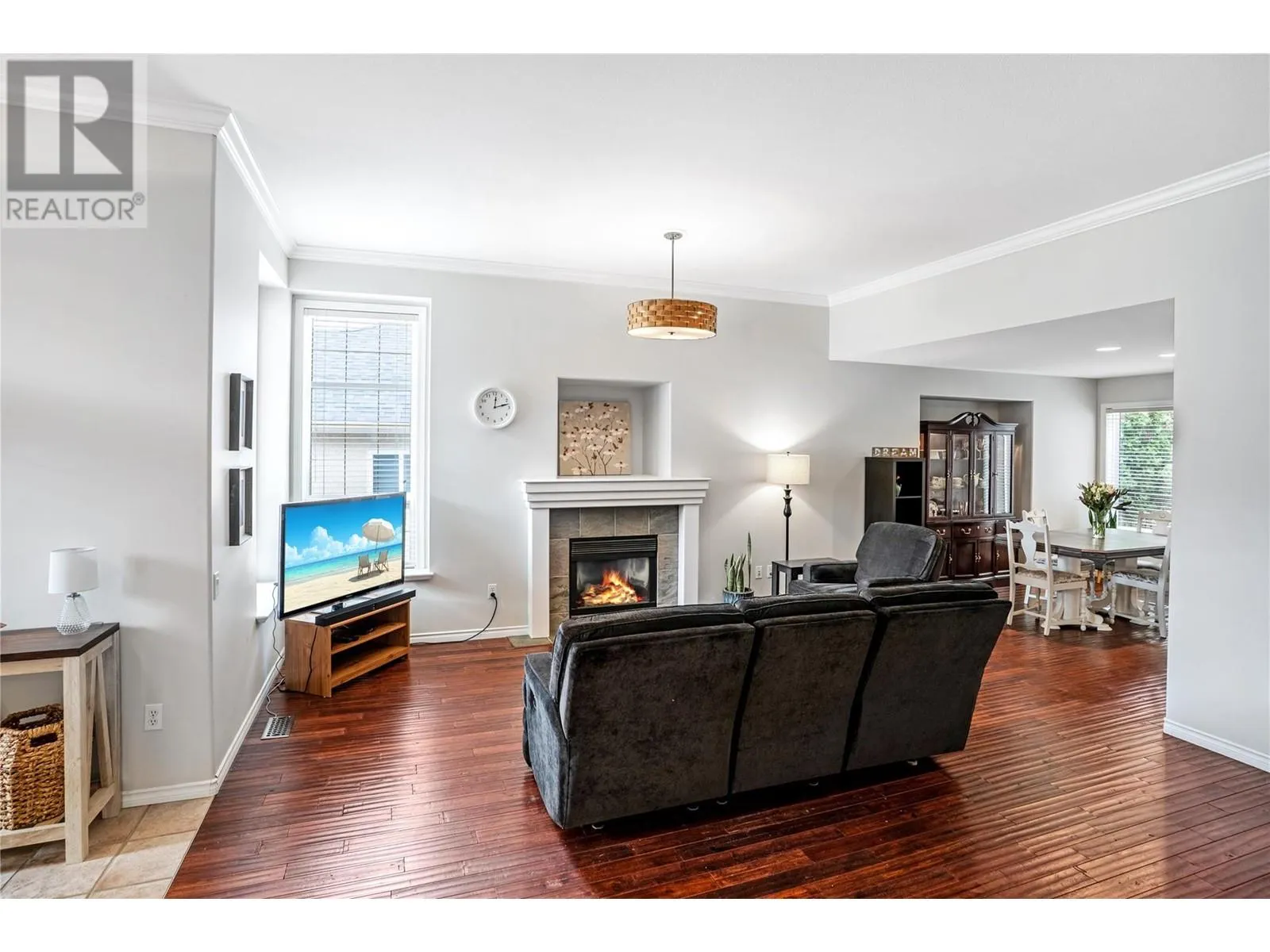 1083 Chilcotin Crescent