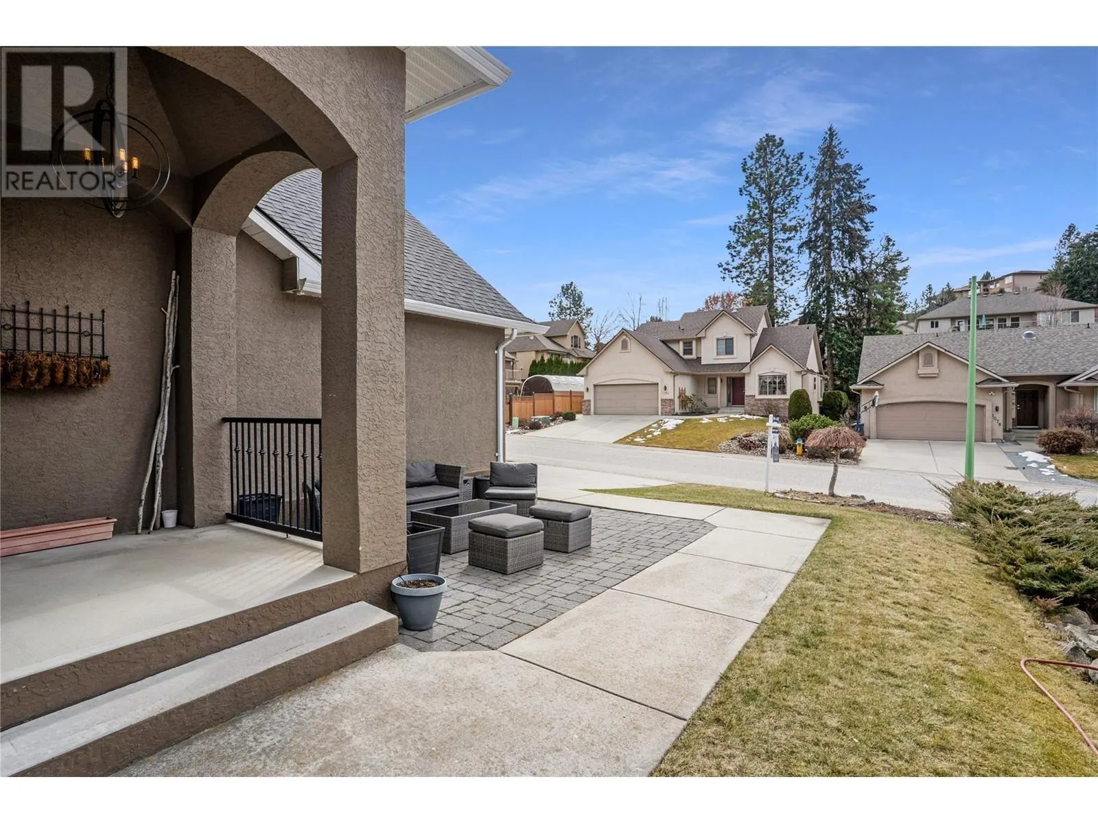 1083 Chilcotin Crescent