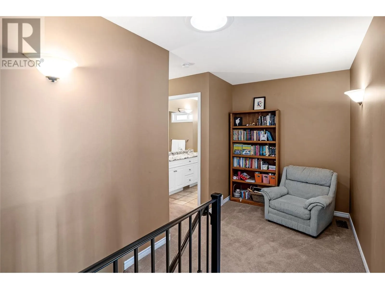 1083 Chilcotin Crescent