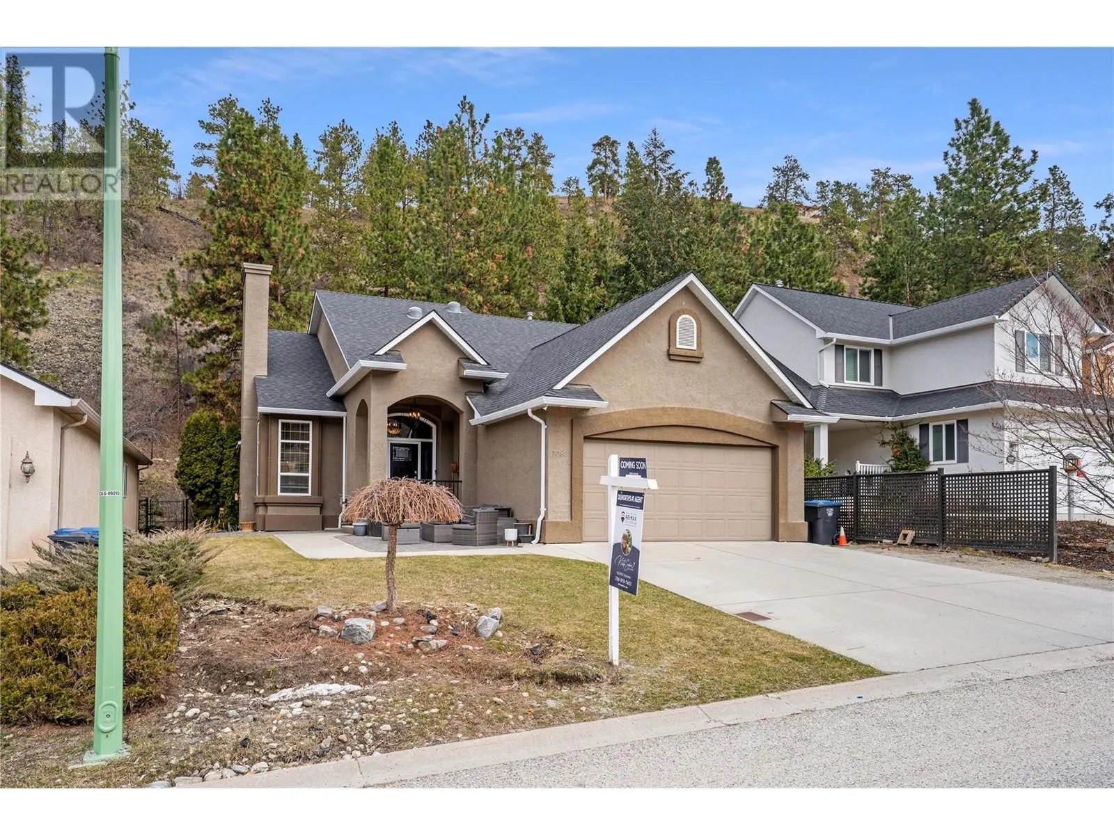 1083 Chilcotin Crescent