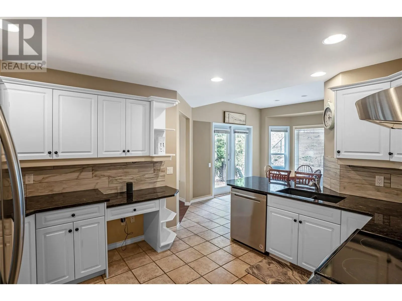 1083 Chilcotin Crescent