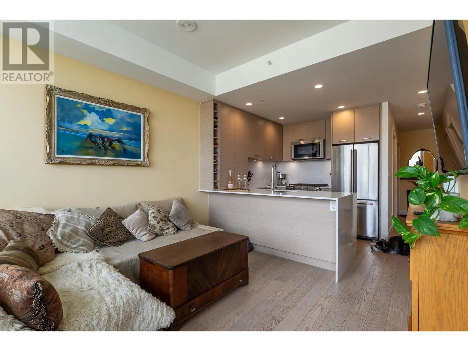 1181 Sunset Drive Unit# 910