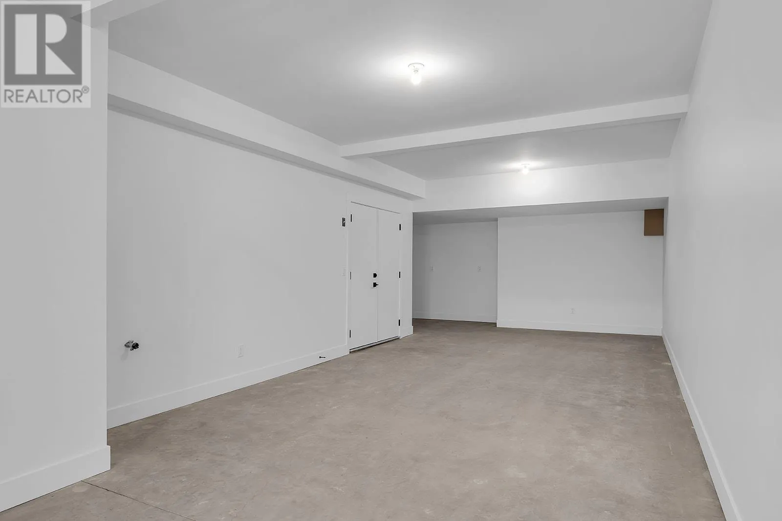 2835 Canyon Crest Drive Unit# 12