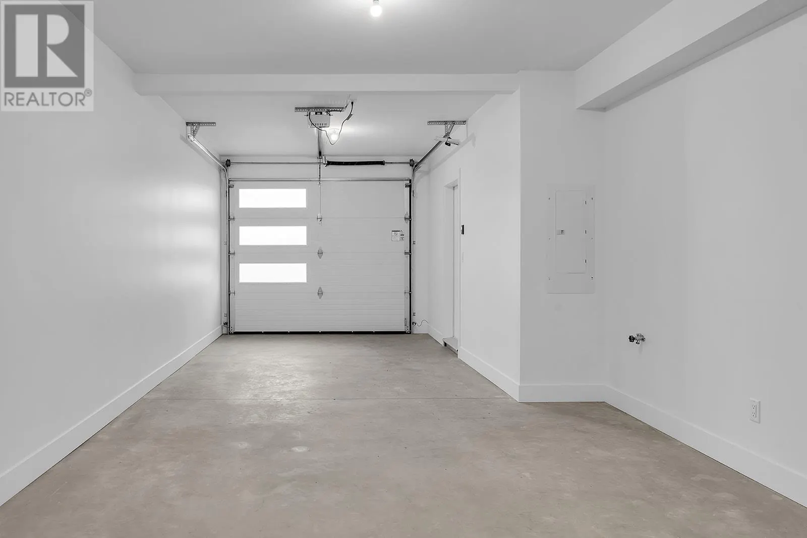 2835 Canyon Crest Drive Unit# 12