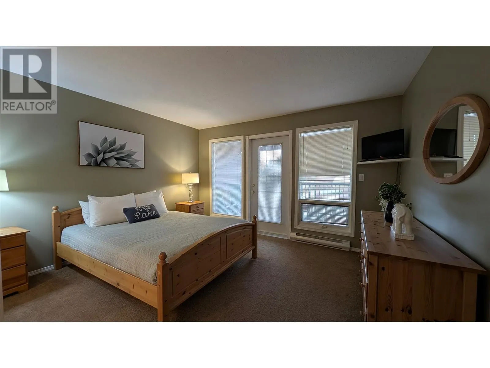 5155 FAIRWAY Drive Unit# 703